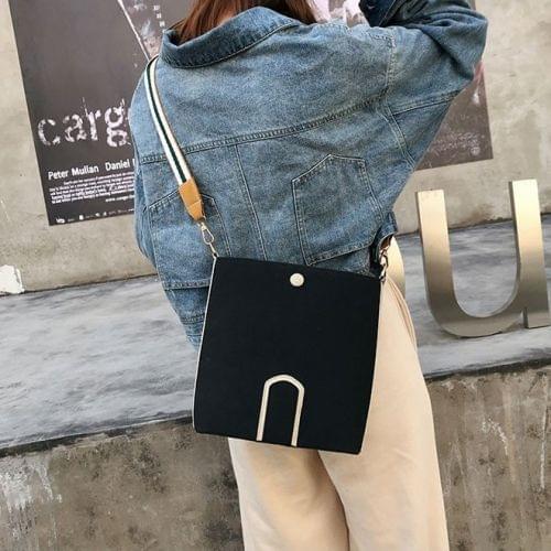 PU Casual Shoulder Bag Messenger Bag Ladies Handbag (Black)