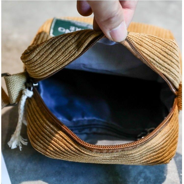 Corduroy Messenger Bag Fashion Plush Ladies Handbag Small Square Bag Mobile Phone Bag (Brown)