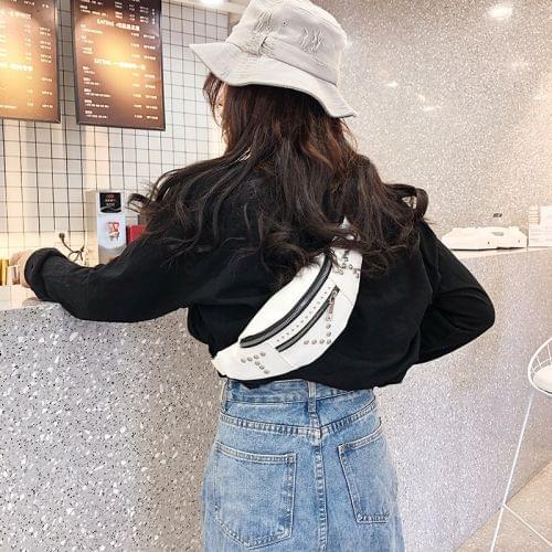Fashion Rivet PU Single Shoulder Bag Zipper Ladies Messenger Bag Chest Waist Pockets Bag (White)