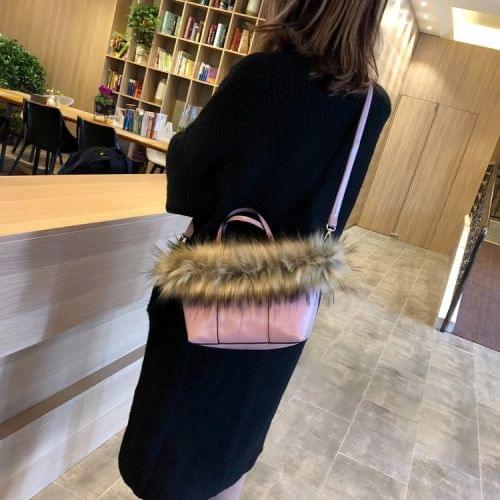 Leisure Fashion PU Leather Slant Shoulder Bag(Pink)