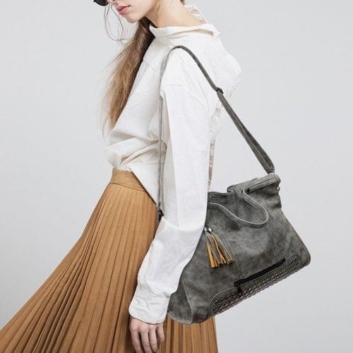 Big Capacity Rivet PU Leather Shoulder Bag Ladies Handbag Messenger Bag with Tassel