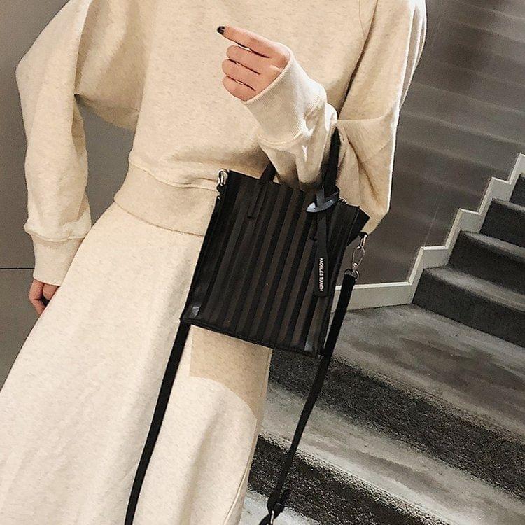 PU Leather Single Shoulder Bag Ladies Handbag Messenger Bag (Black)