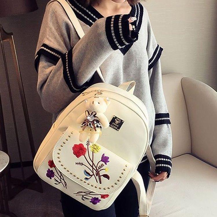 4 in 1 Embroidery Flowers PU Leather Double Shoulders School Bag Travel Backpack Bag with Bear Doll Pendant (White)