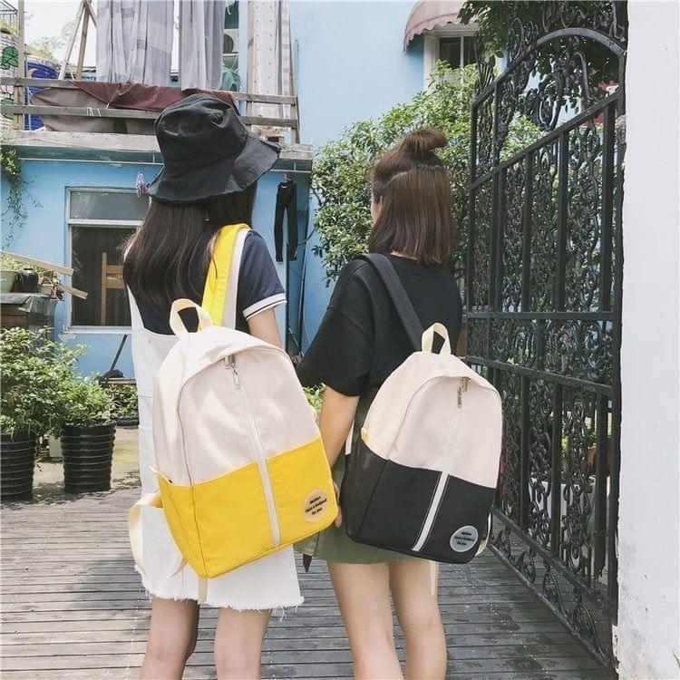 Middle Zipper Design Double Shoulders School Bag Travel Backpack Bag (Yellow)