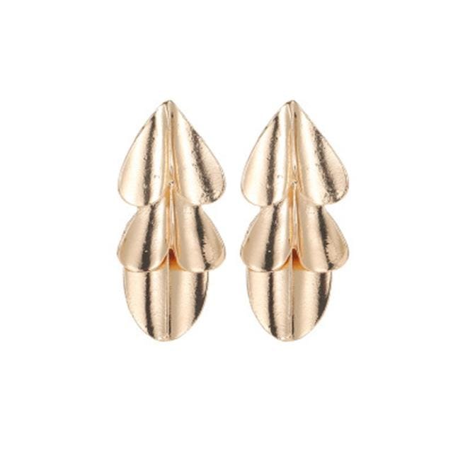 Women Multi-layered Heart Exaggerated Mirror Leaf Ear Jewelry (Gold)