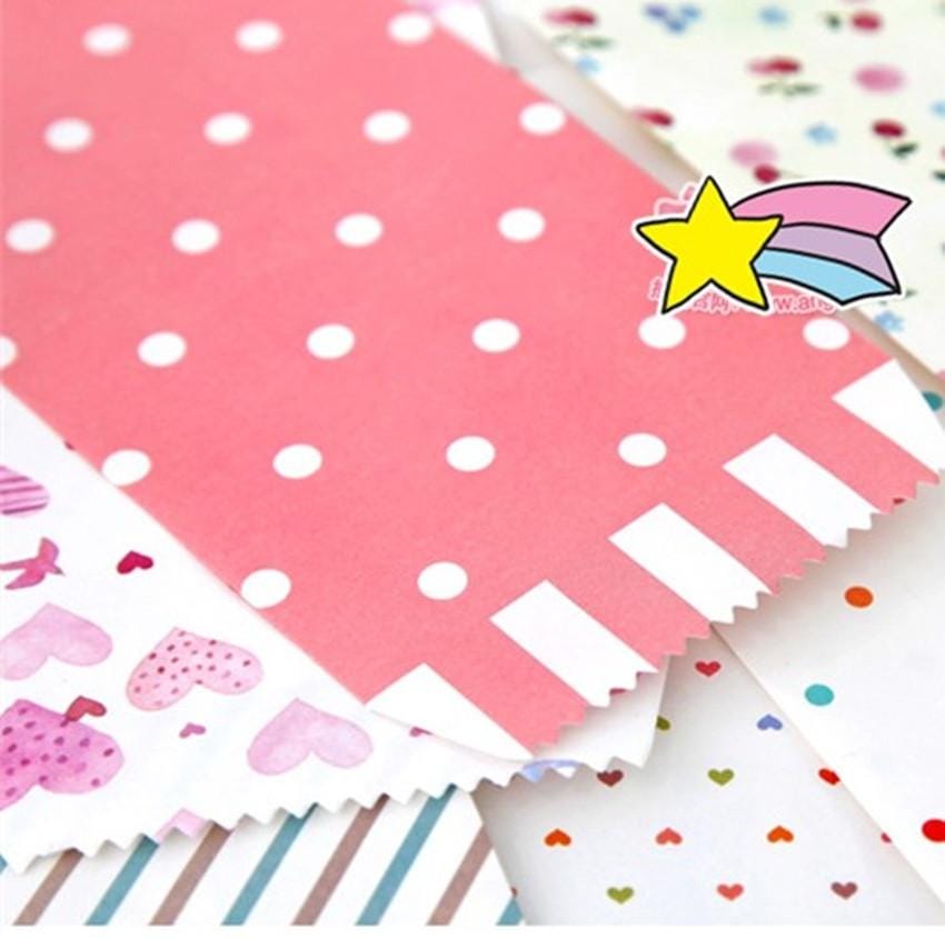 30 Sets Simple Cute Vertical Version Peach Heart Envelopes Cards Sets Random Color Delivery