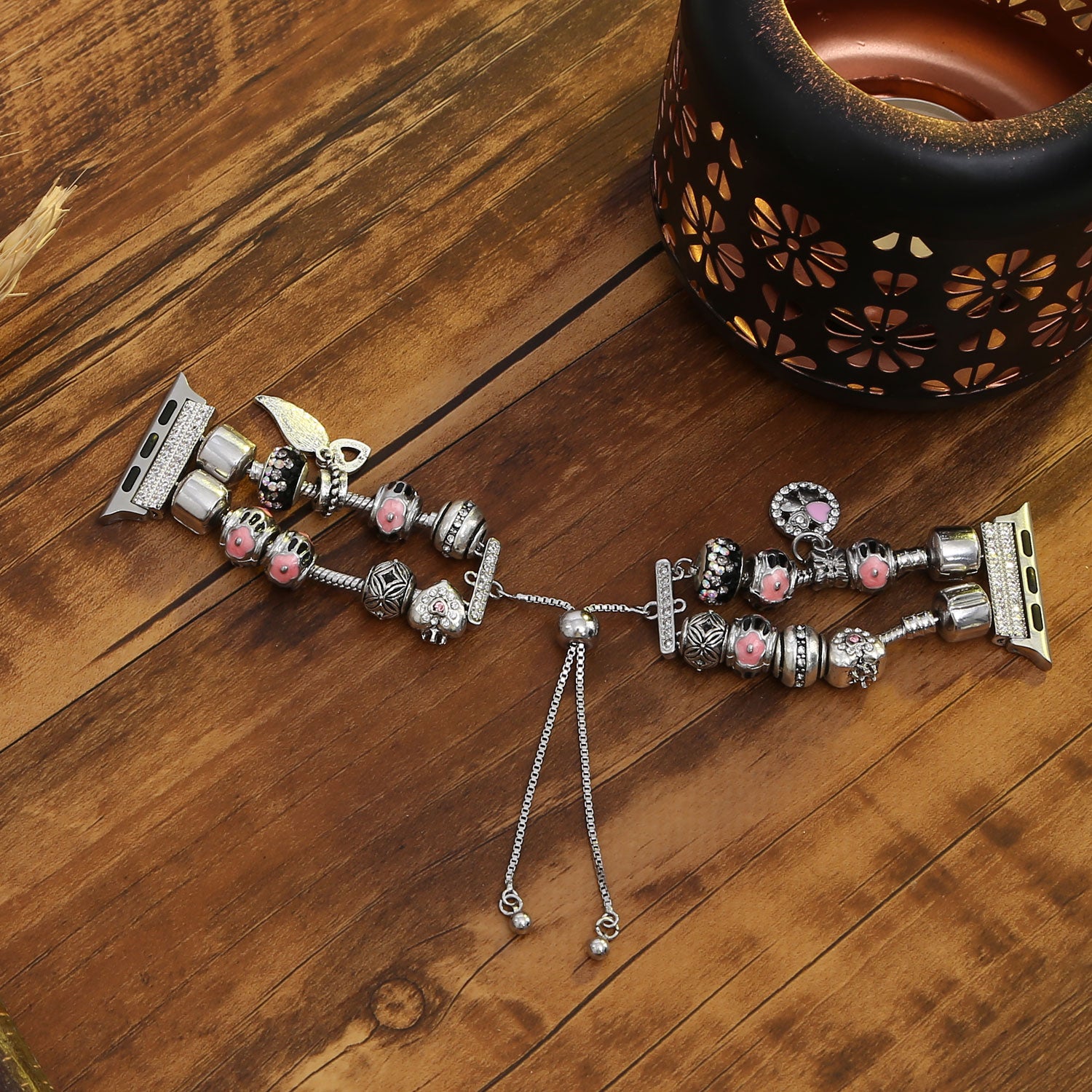 Stylish Style Metal+Wooden Beads Bracelet Smart Watch Band Replacement Watch Strap for Apple Watch Ultra 49mm / Series 8 45mm / 7 45mm / 6 / 5 / 4 / SE 44mm / SE (2022) 44mm / 3 / 2 / 1 42mm - Silver / Pink - UNIQBUY