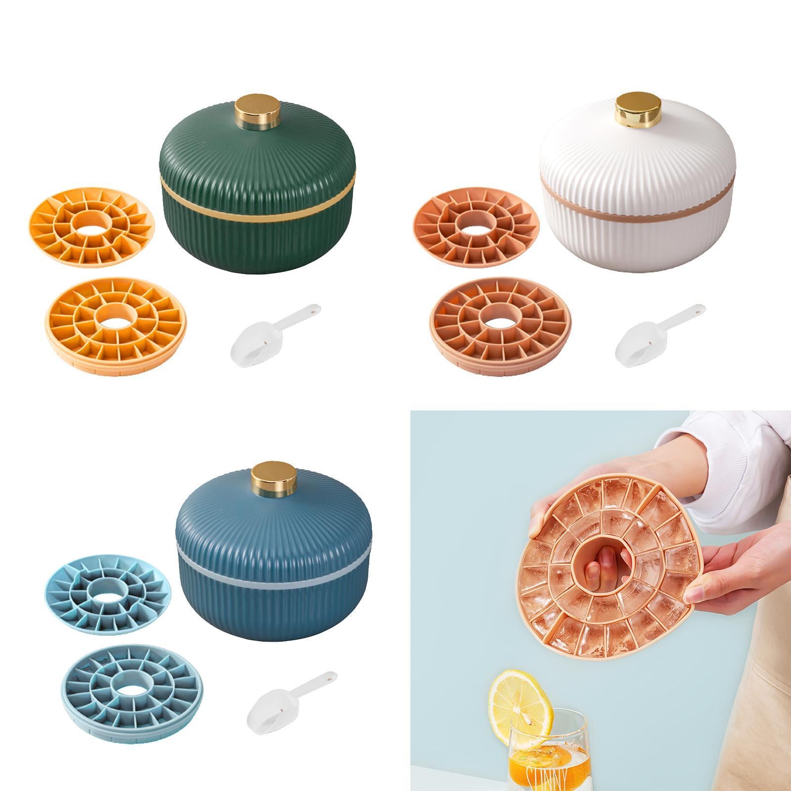 Silicone Double layer Ice Mold Tray with Lid for Beverages Ice Tea  Green