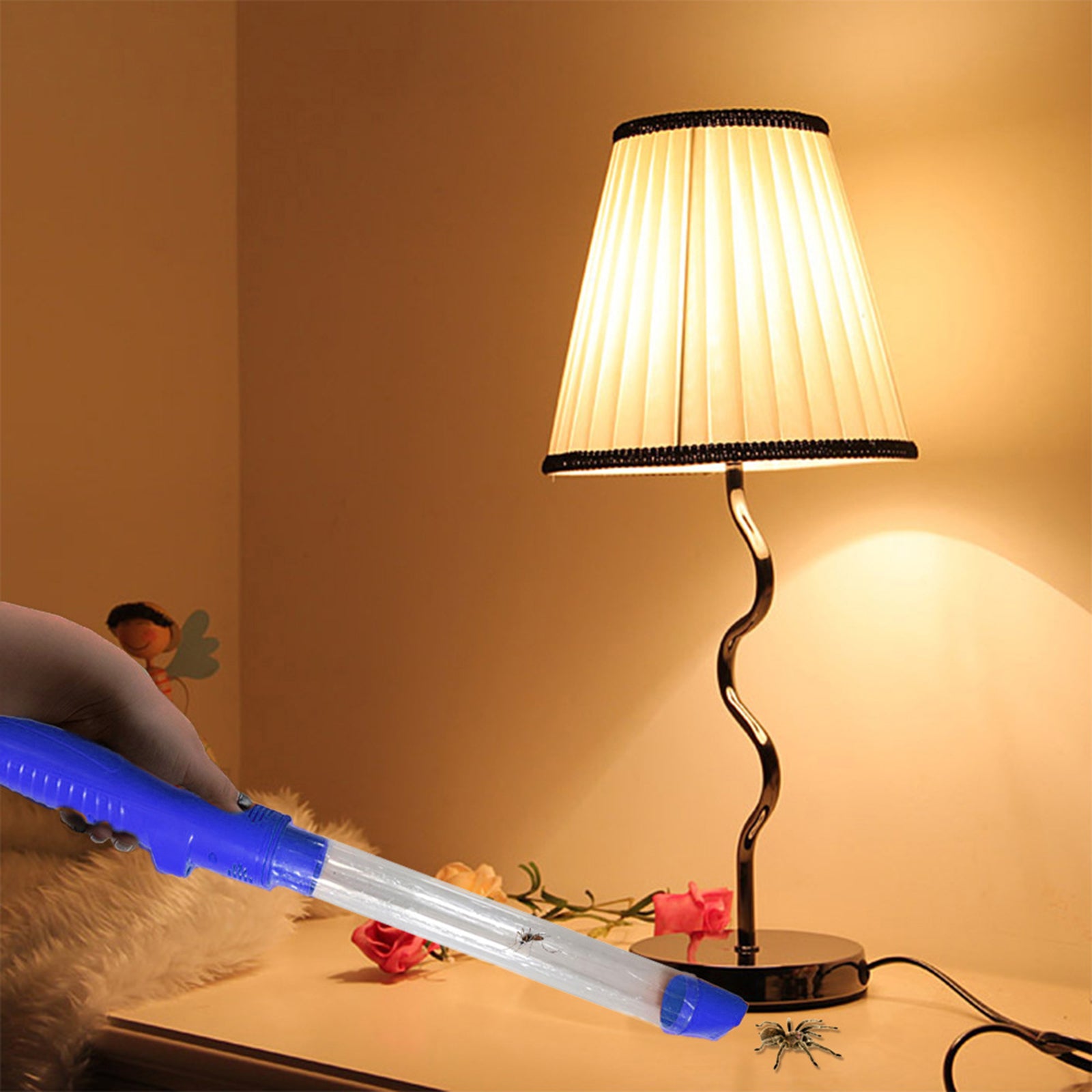 Powerful Handheld Vacuum Bug Catcher Catch Insect Sucking Electronic Catcher