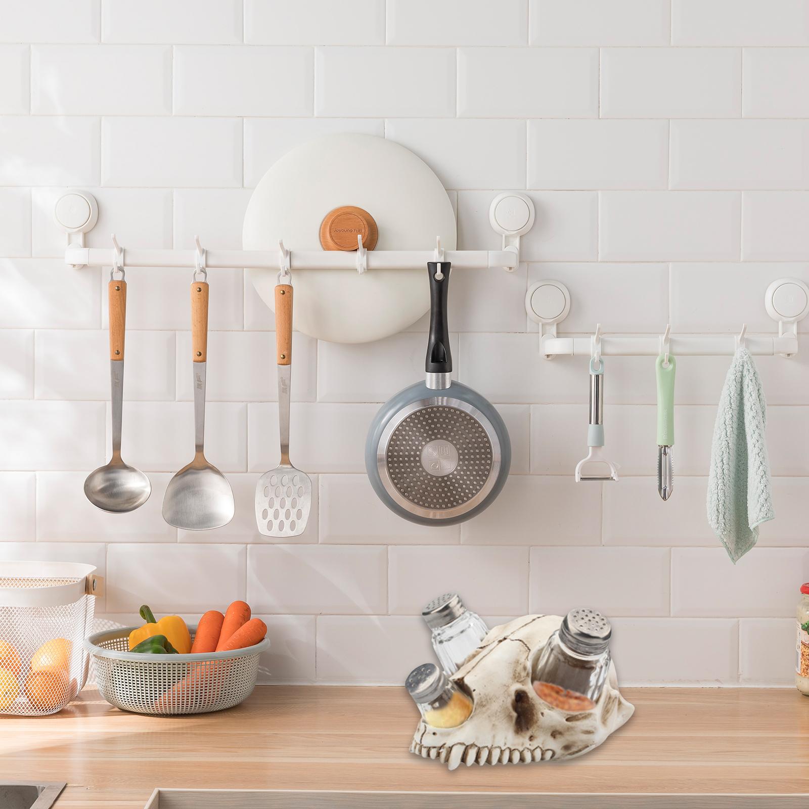 Spice Bottle with Bone Seasoning Rack  for Kitchen Restaurant Decor
