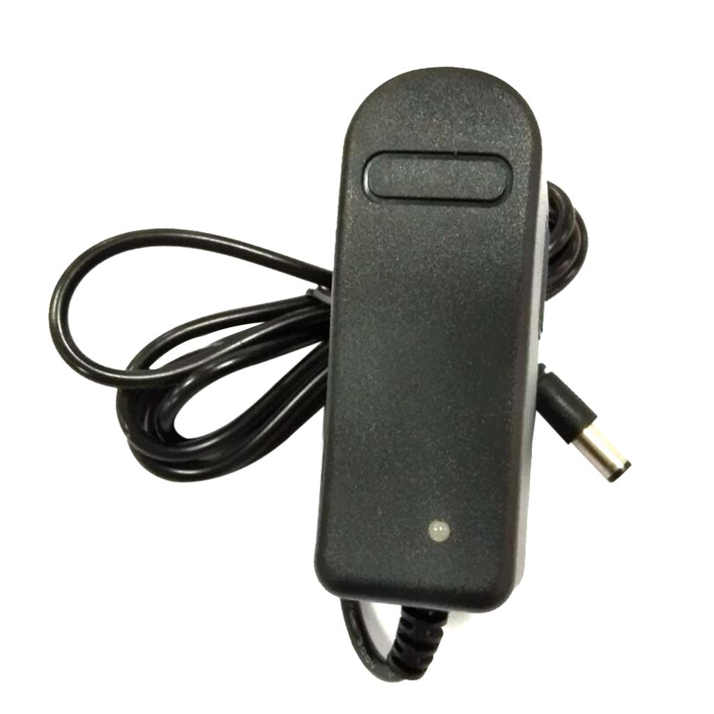 Universal 12.6V 1A Switching Power Supply Regulated Power Adapter