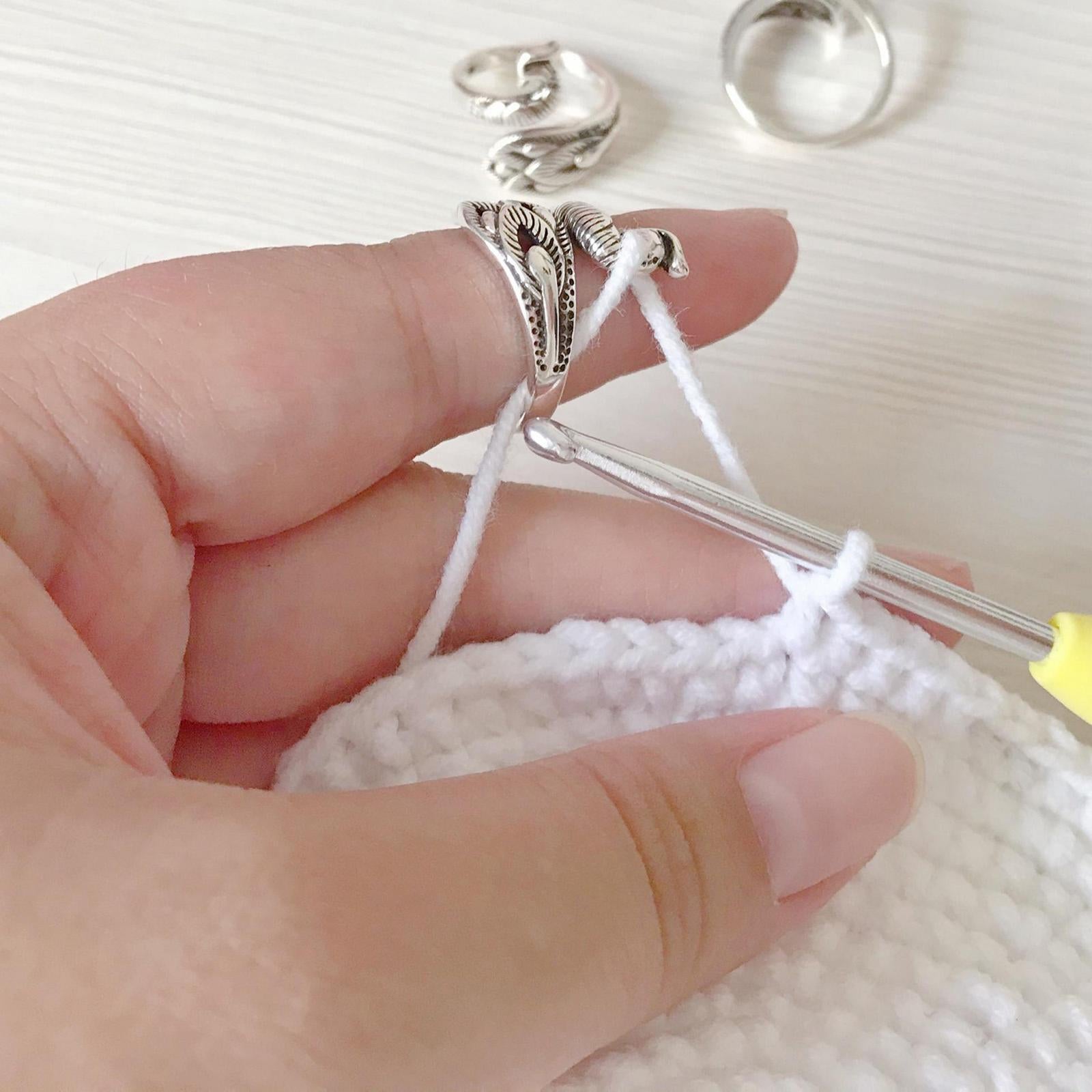 Knitting Loops Crochet Ring Snake Finger Holder Thimble Ring DIY Crafts