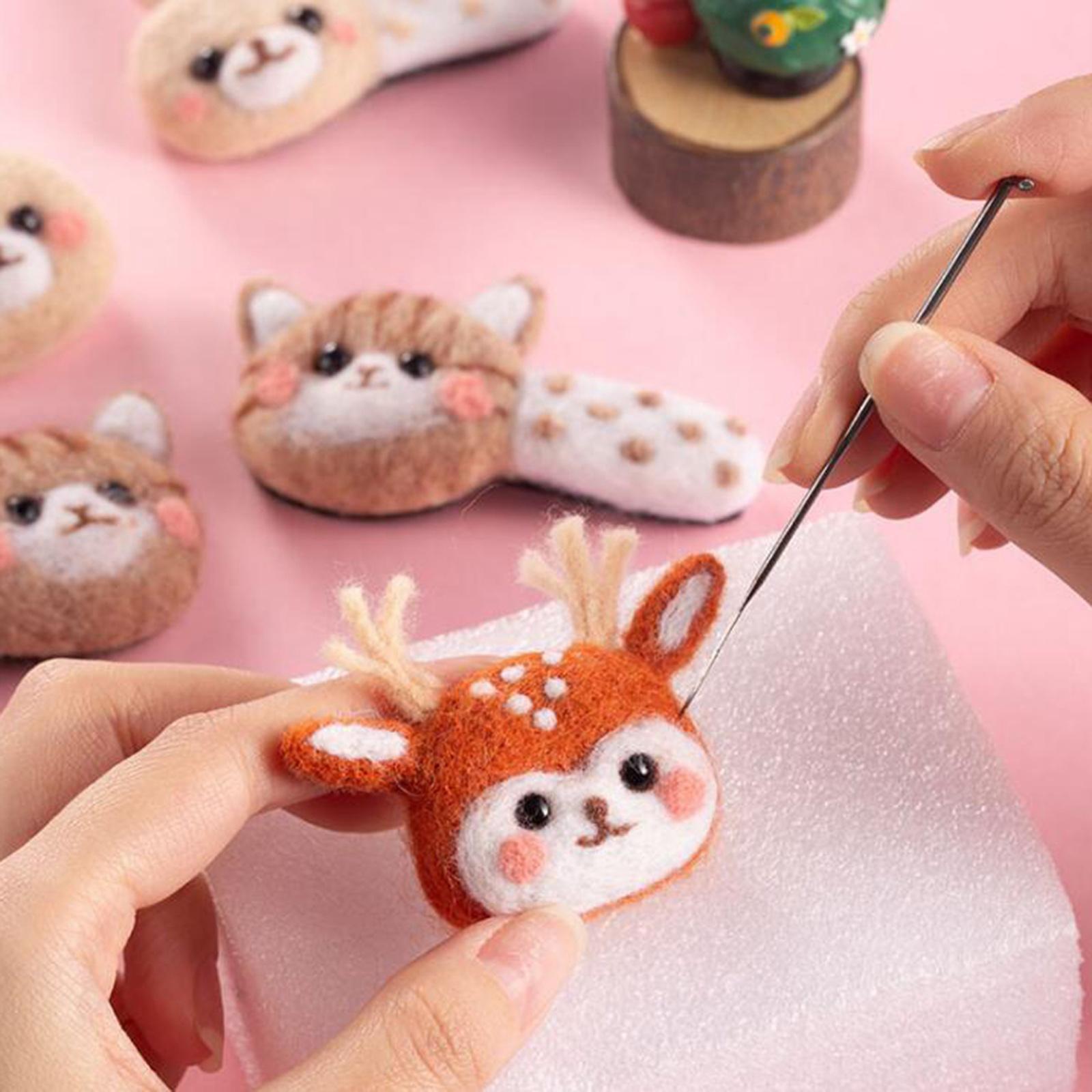 52x Wool Needle Felting Kit with Wooden Handle Awl for DIY Felting Projects