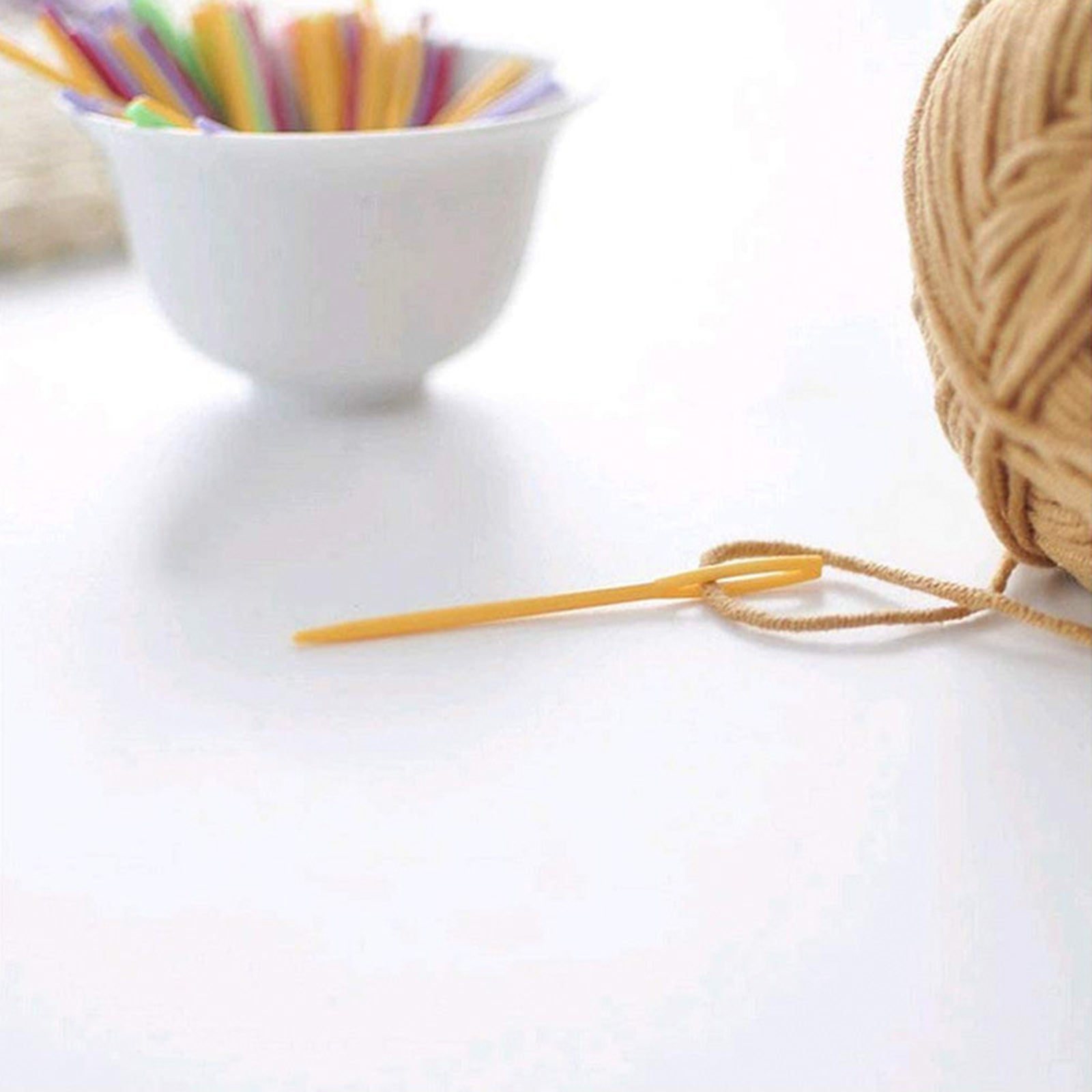 Crochet Hooks Set,9 PCS Ergonomic Grip Handles Knitting Needles Kit