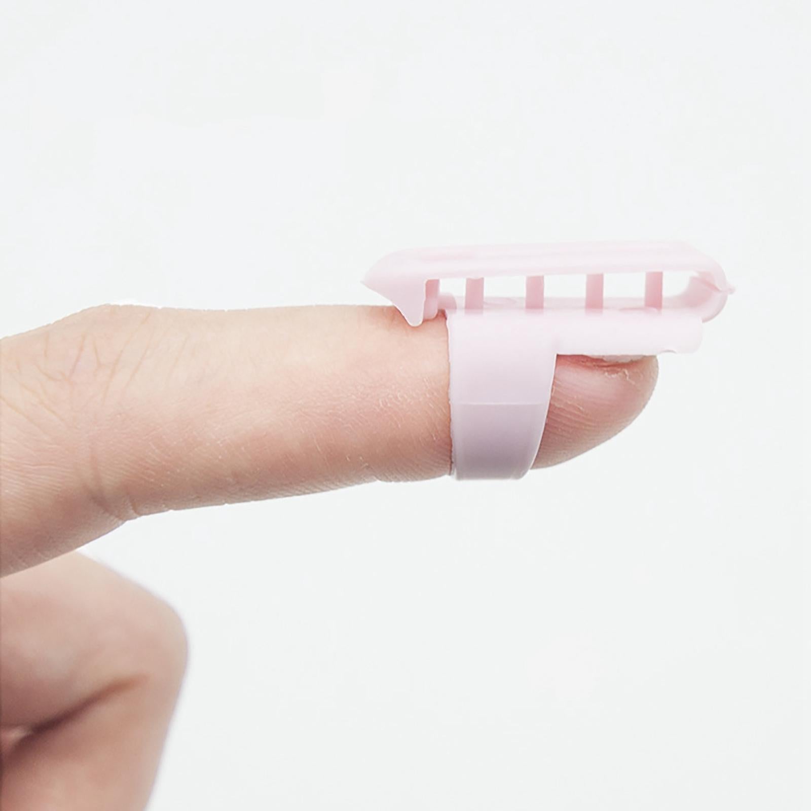 4x Yarn Guide Thimble Sweater Wool Knitting Tool Plastic Sewing Accessories