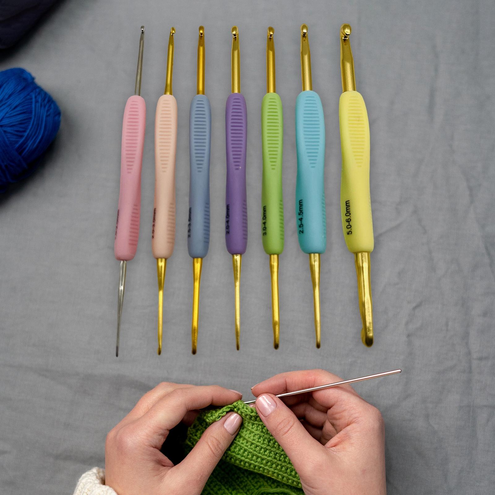 7 Set Crochet Hook Yarn Kit Knitting Needle Sewing Tool Metal Crochet Hooks
