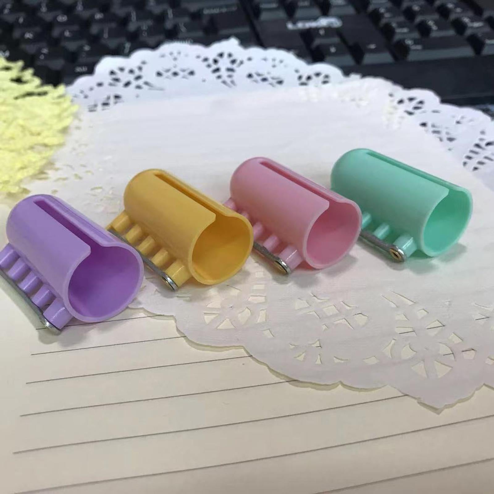4Pcs Yarn Guide Knitting Thimble Yarn Tool for Sweater Knitting Accessories