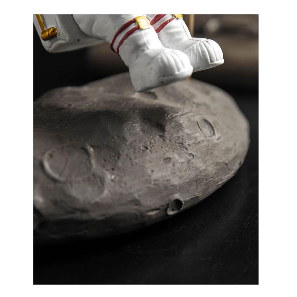 Spaceman Ornament Home Decoration Present Astronaut Figure Statue Style 3