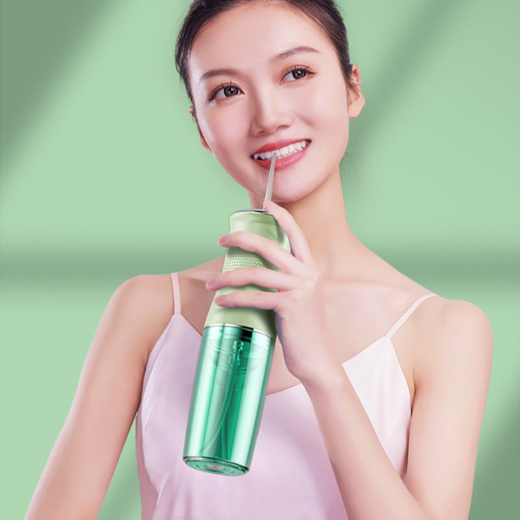 Oral Irrigator Polisher 220ml Water Flosser for Household Use Travel  green
