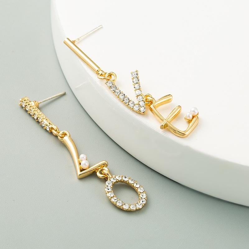 3 Pairs Letter Earrings S925 Silver Needle Earrings Wild Personality Long Earrings