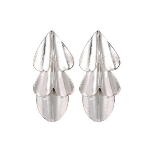 Women Multi-layered Heart Exaggerated Mirror Leaf Ear Jewelry (Silver)