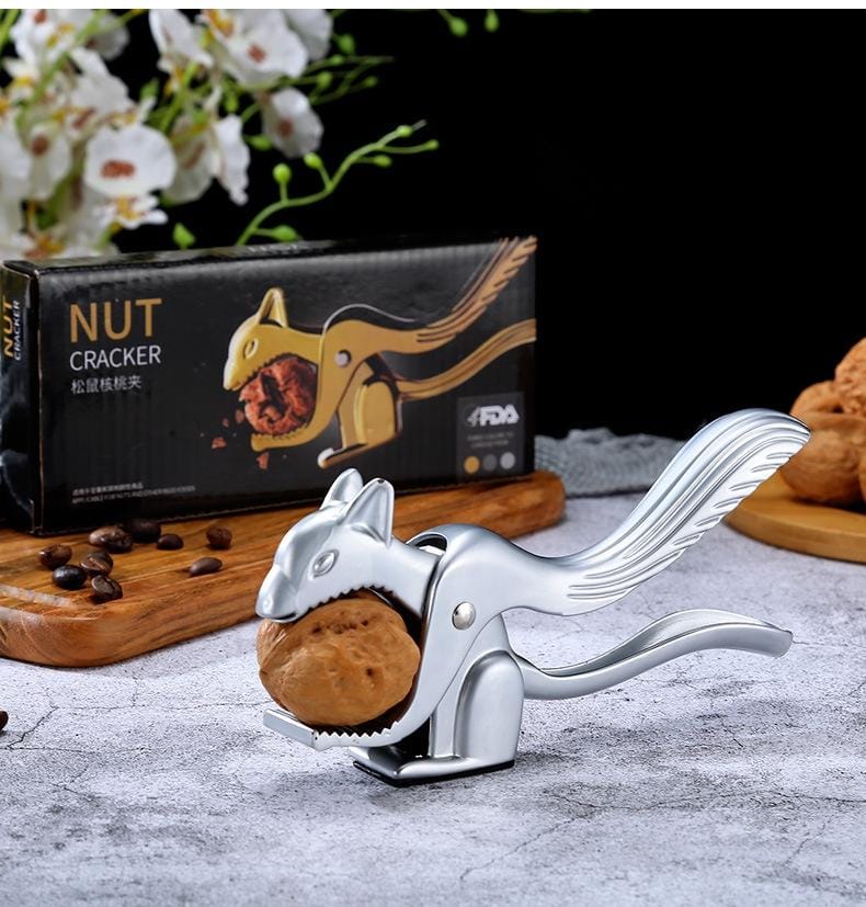 Squirrel Shape Walnut Clip Multifunctional Nut Shell Clip, Specification: Sand Color
