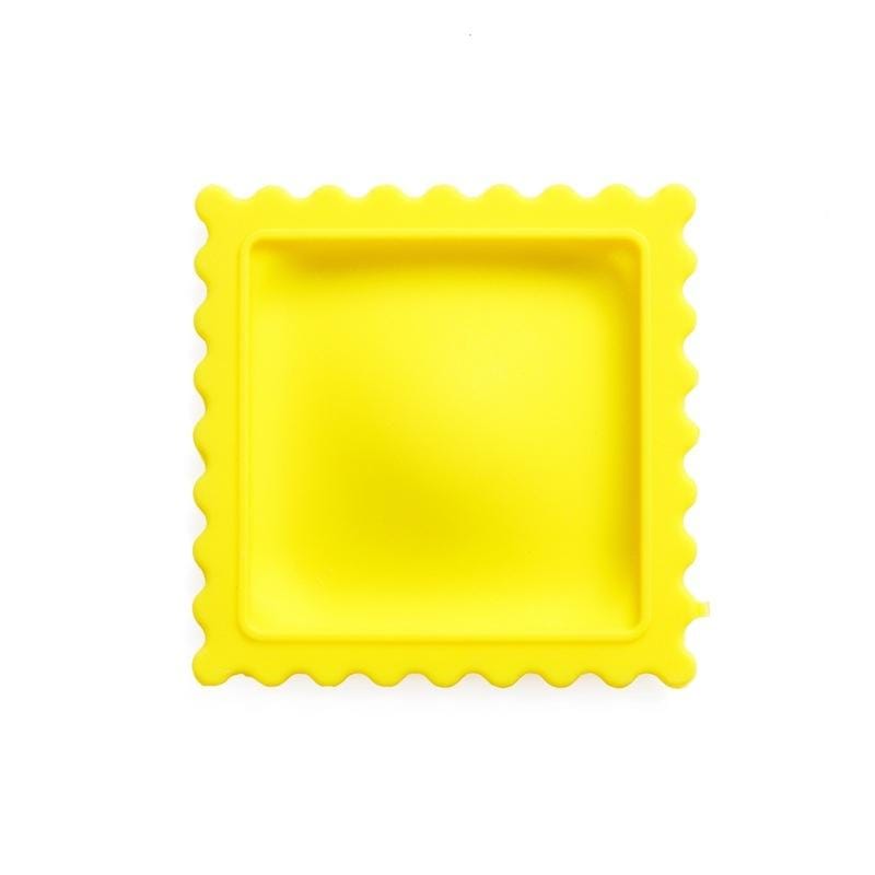 3 PCS Biscuit Shape Desktop Silicone Heat Insulation Anti-Scalding Soup Spoon Pad (Yellow)