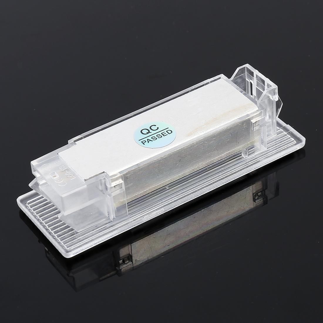 2 PCS LED Car DC 12V 1.5W 6000K 100LM Door Lights 18LEDs SMD-3014 Lamps for BMW F10 (White Light)