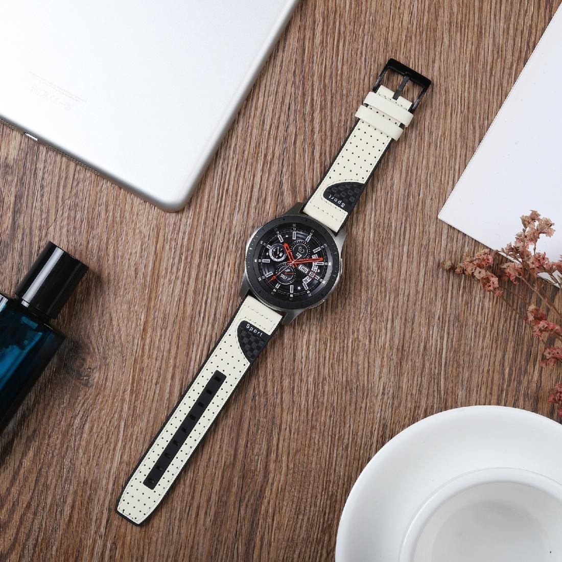 22mm For Huawei Watch GT2e / GT2 46mm Silicone Leather + Carbon Fiber Strap (White)