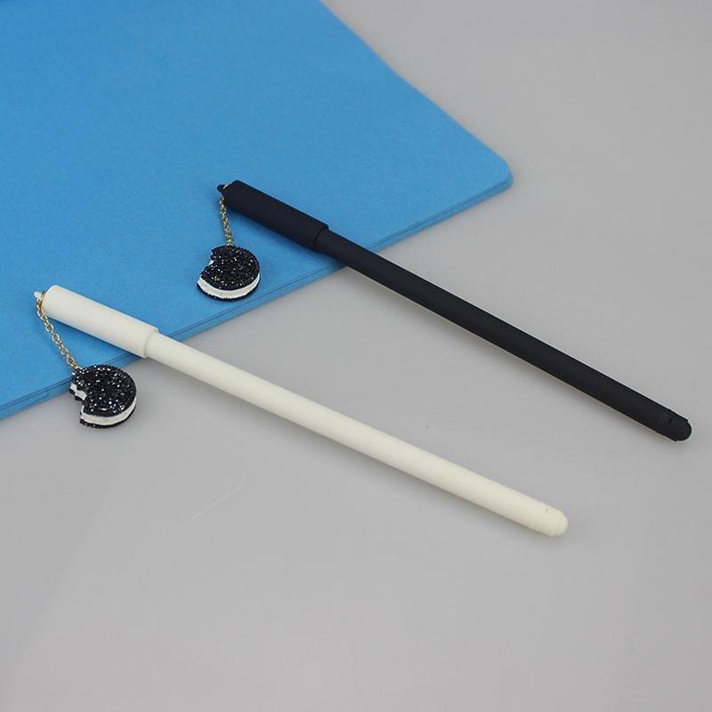 2 PCS Biscuit Pendant Gel Pen Student Creative Needle Gel Pen Stationery Gift Random Color Delivery, Refill Thickness:0.5mm