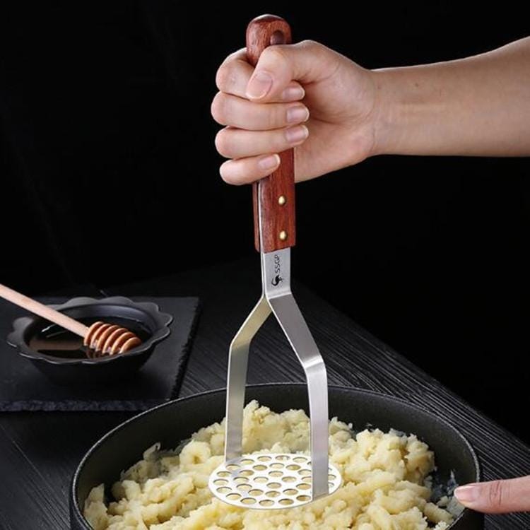 Household Mesh Round Sweet Potato Masher Stainless Steel Potato Press Baby Food Supplement Kitchen Tools (Wooden Handle Potato Press)
