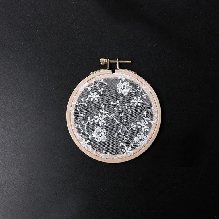 Round Embroidery Shed Lace Pad Jewelry Rack Earrings Storage Display Stand, Lace Ordinary Version, Size: S (Wood)