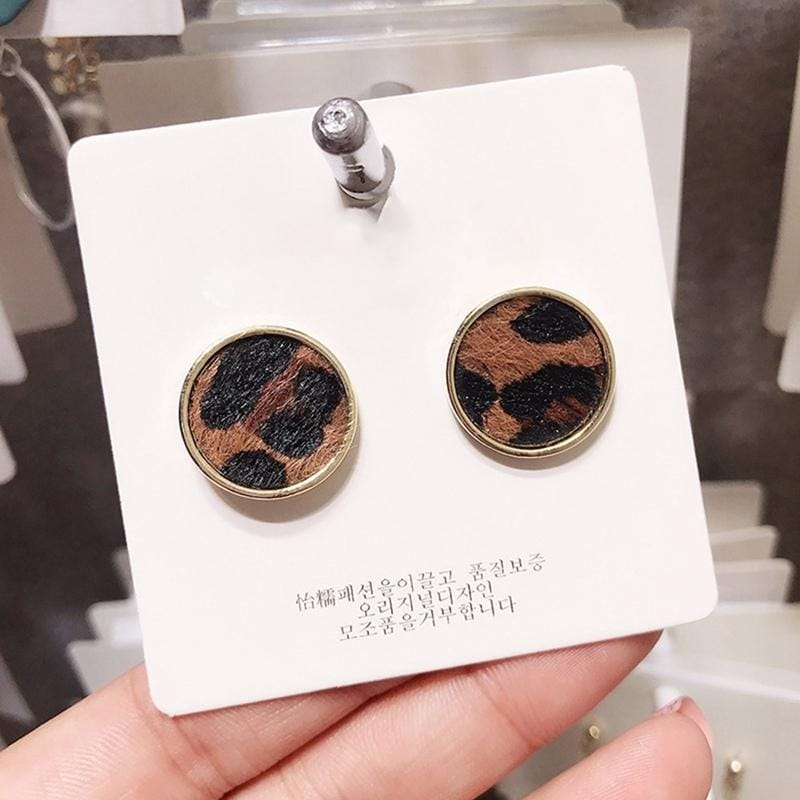 Fashion Woolen Leopard Round Circle Stud Earrings For Women Metal Jewelry (Green)