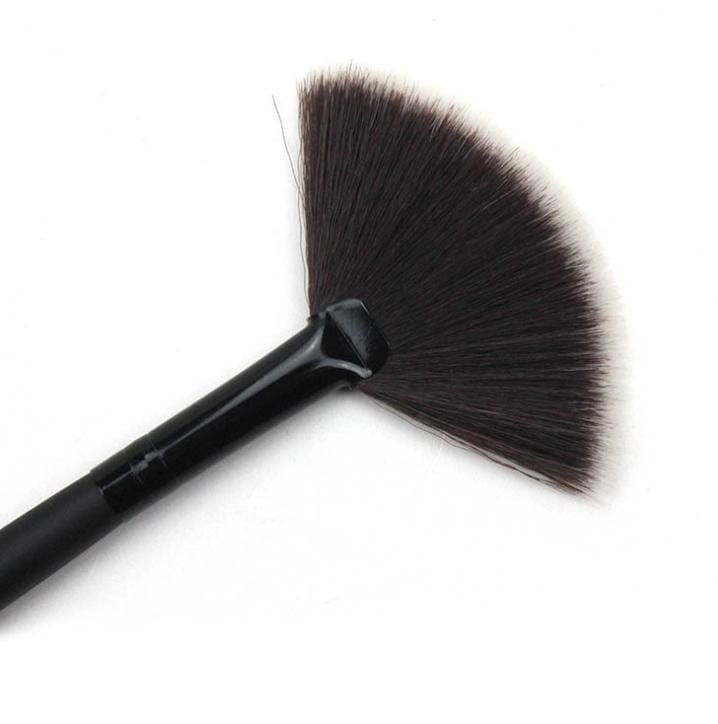 3 PCS Curved Fiber Hair Small Fan-shaped Brush Rest Powder Brush Makeup Brush Loose Powder (Small fan-shaped brush)