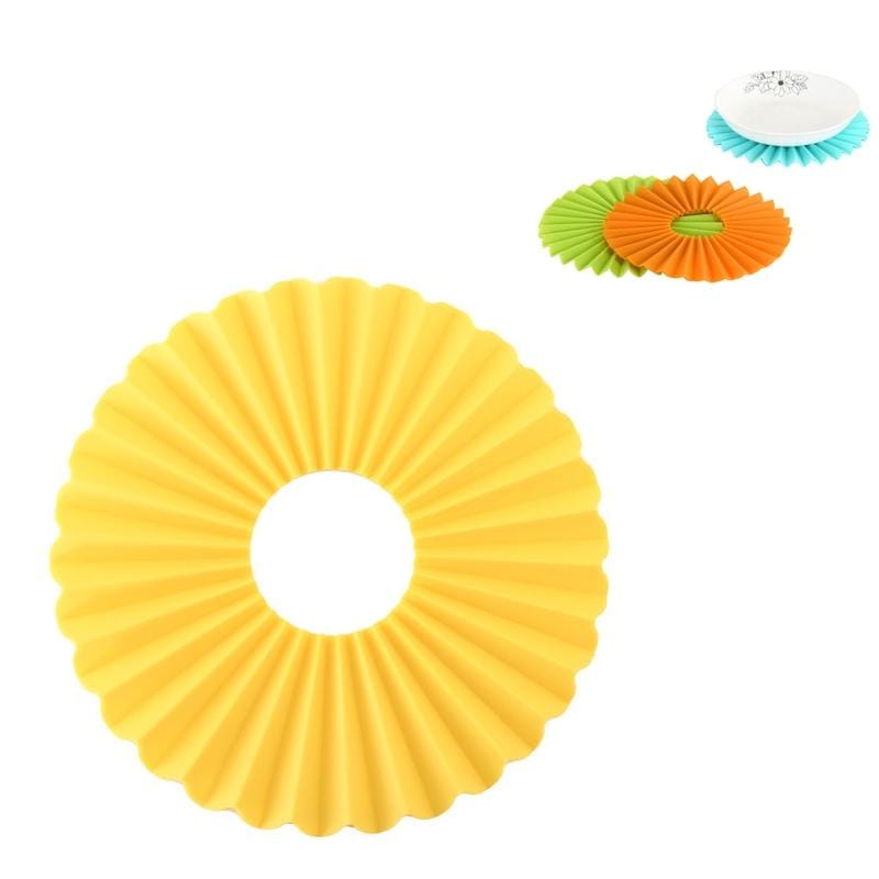 Folding Silicone Placemat High Temperature Resistant Non-slip Dishes Thickening Heat Insulation Pad Coaster (Yellow)